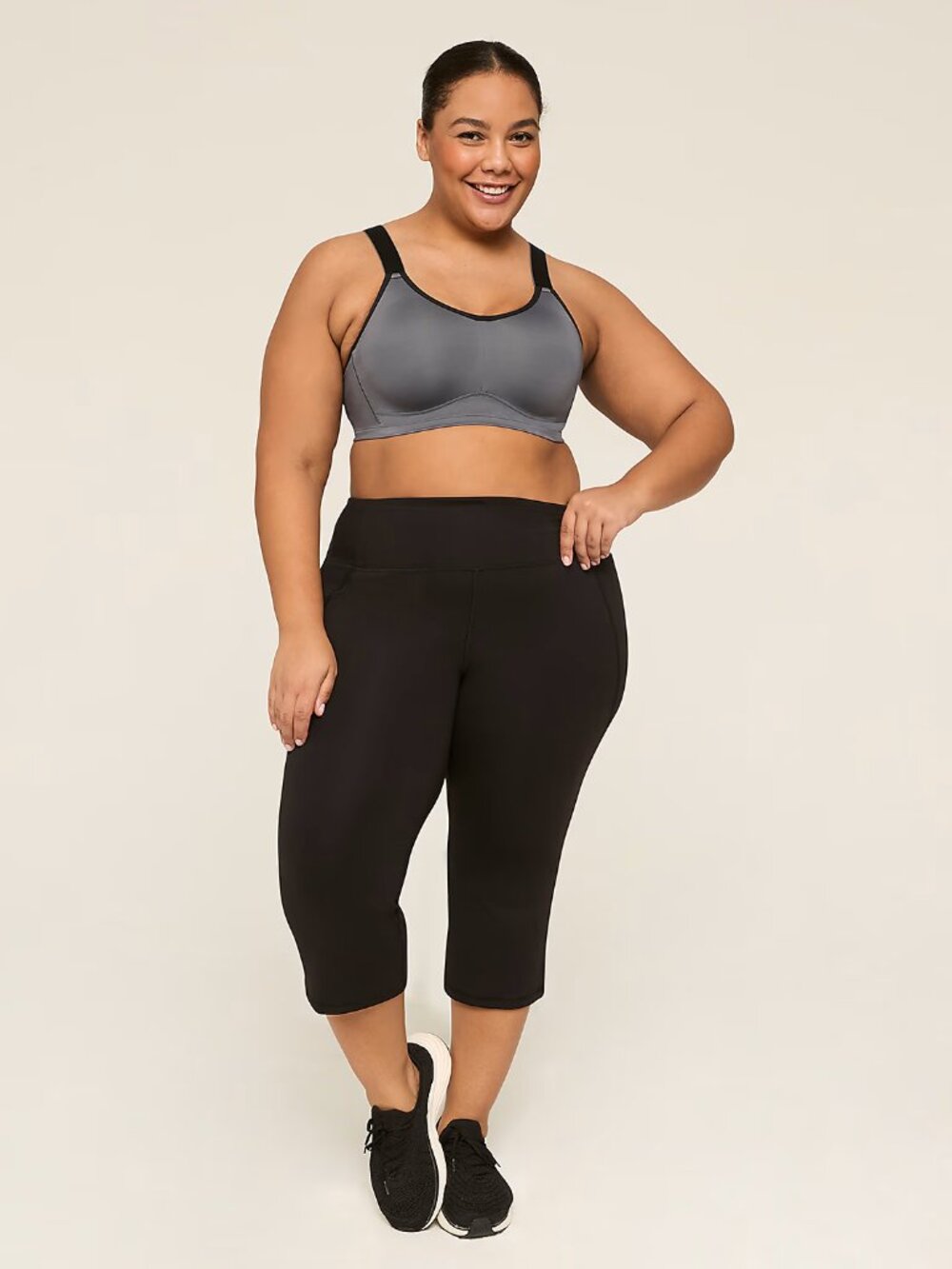 Lane Bryant LIVI Black Soft Yoga Capri Size 26/28 Size 4X NWOT